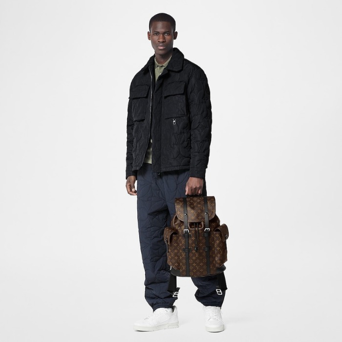 【Louis Vuitton】岩田剛典さん愛用! ヘビロテ確定 バックパック