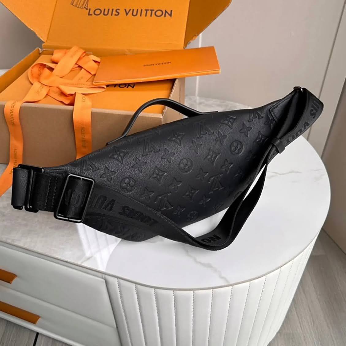 【モノグラム♡】Louis Vuitton ラッシュ バムバッグ
