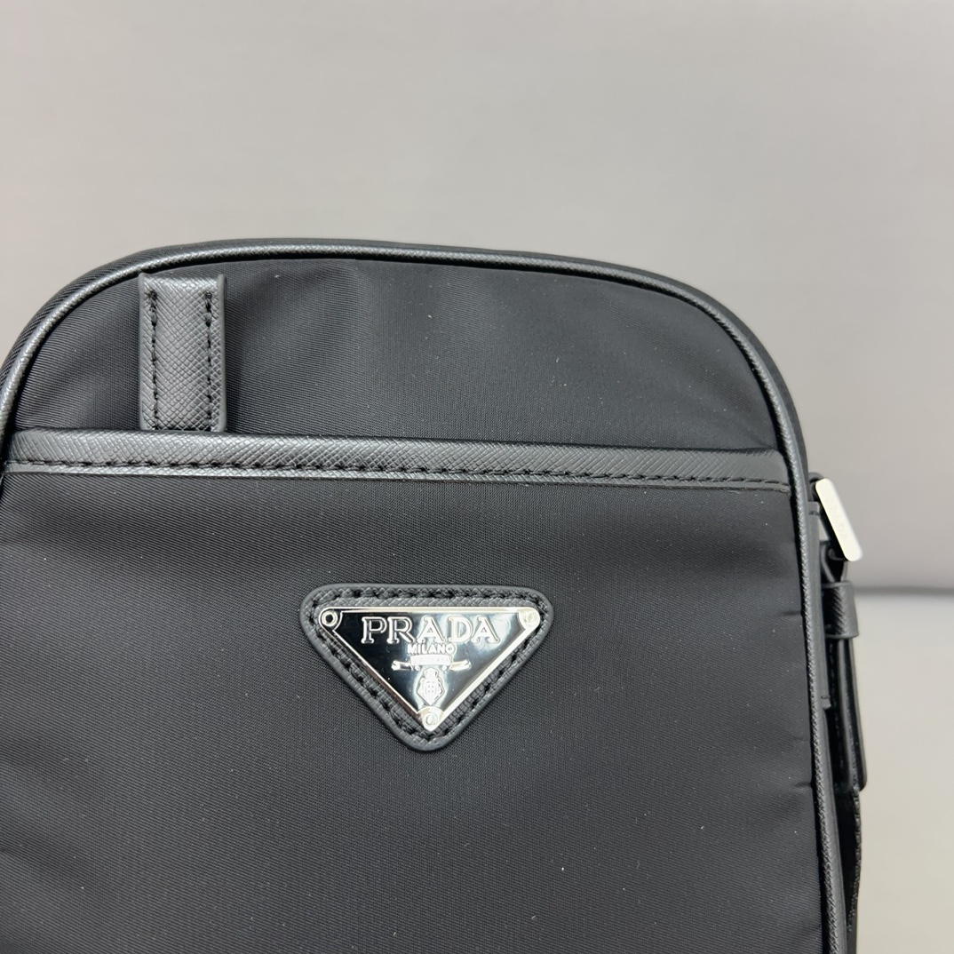【PRADA】 メンズ カメラバッグ ショルダーバッグ 3点セット お得
