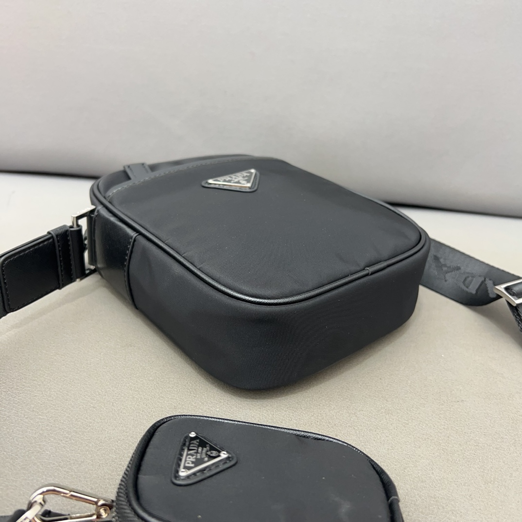 【PRADA】 メンズ カメラバッグ ショルダーバッグ 3点セット お得