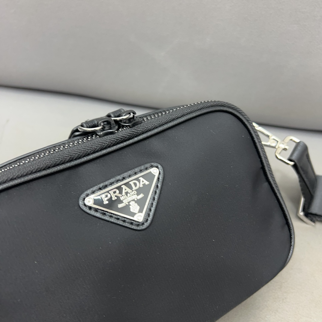 【PRADA】 3点セット メンズ カメラバッグ ショルダーバッグ お得
