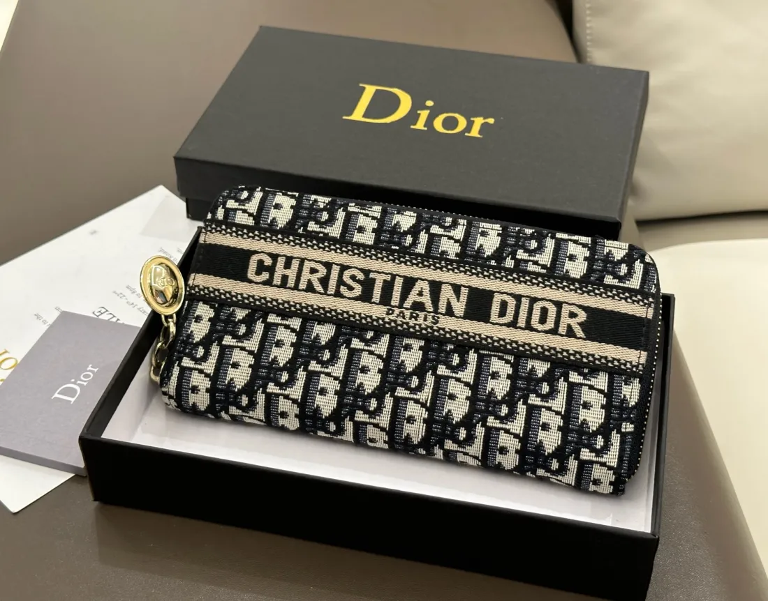 【オシャレかっこいい！】Dior★バーティカル 2つ折りウォレット