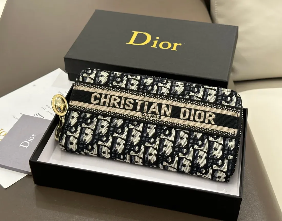【オシャレかっこいい！】Dior★バーティカル 2つ折りウォレット