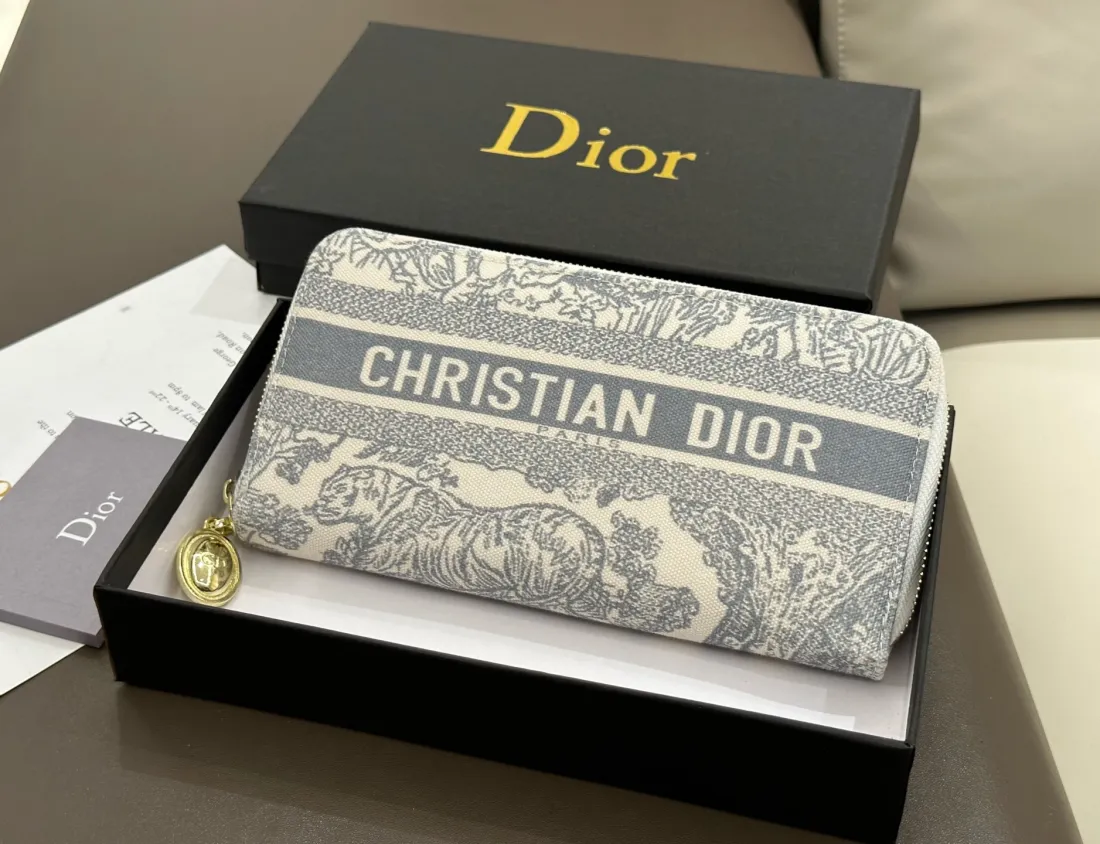 【オシャレかっこいい！】Dior★バーティカル 2つ折りウォレット