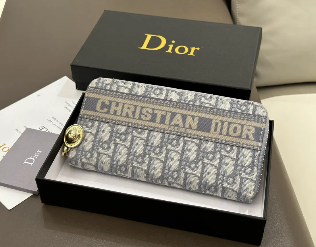 【オシャレかっこいい！】Dior★バーティカル 2つ折りウォレット