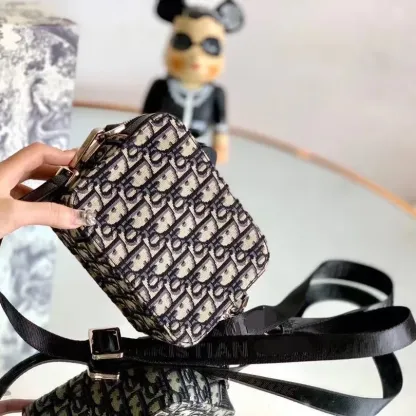 DIORオブリーク ジャカード ショルダーバッグ