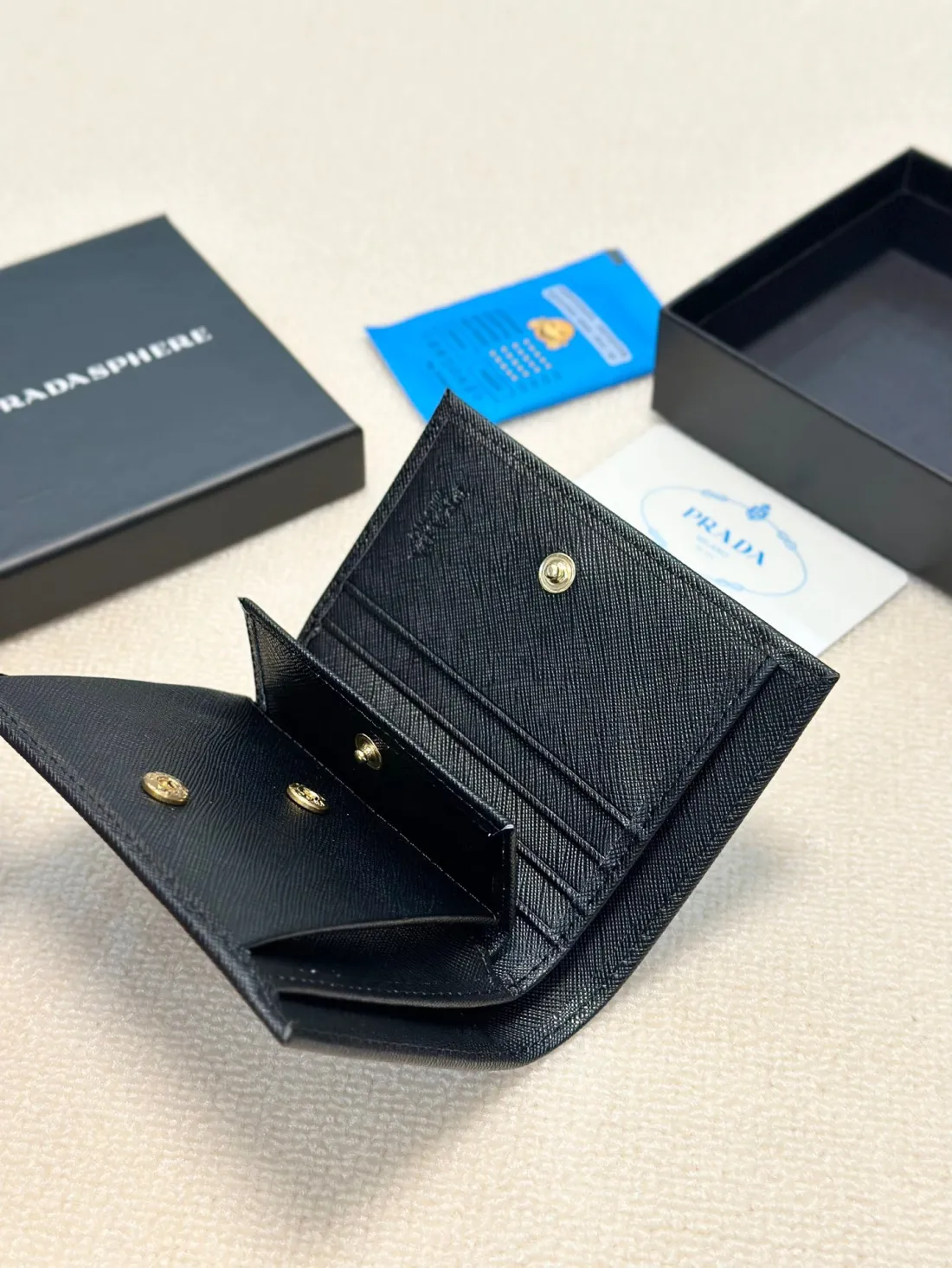 Prada Multiple 財布 12*9*2cm