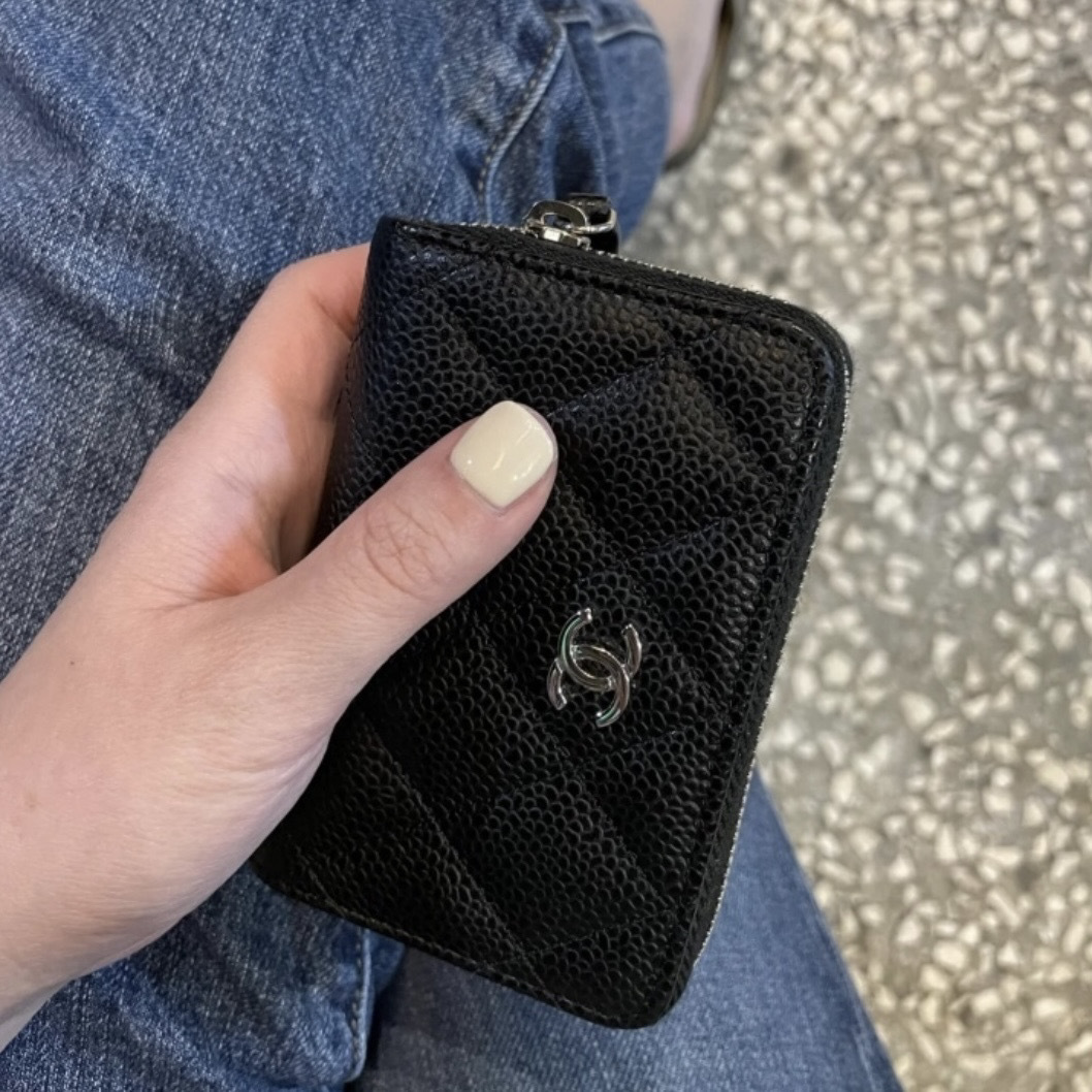【コンパクトで実用的！】 CHANEL ジップ コインパース