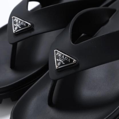 PRADA トングサンダル 2Y3130 3LKK ラバー