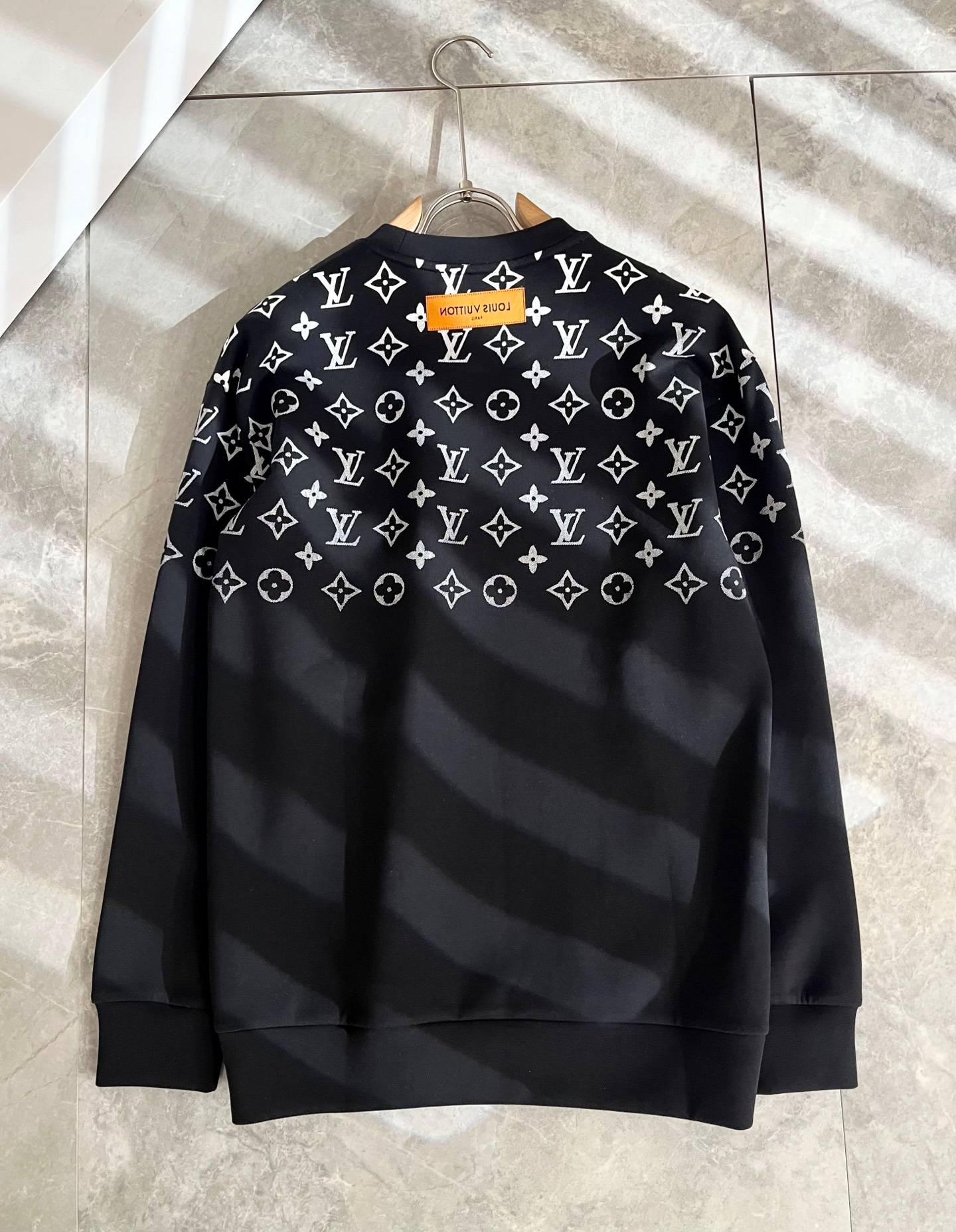 LOUIS VUITTON ユニセックス ロングスリーブ スウェット