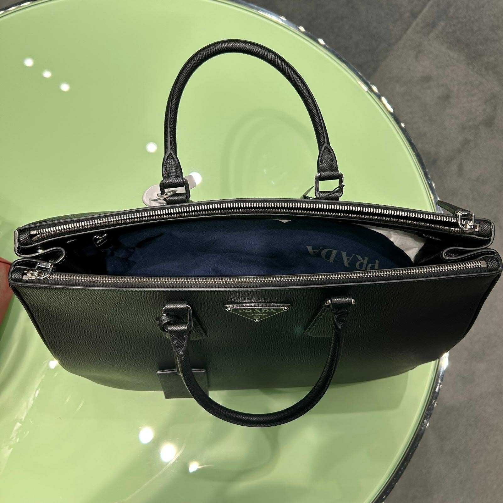 ★PRADA / プラダ★ サフィアーノ レザー バッグ 2VG047
