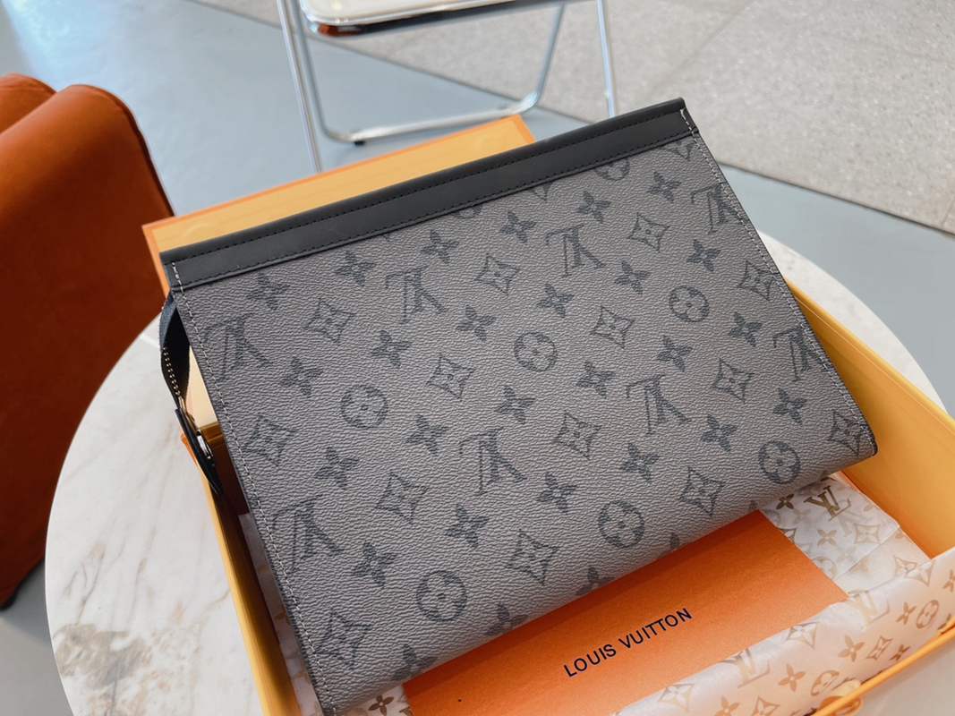 Louis Vuitton ☆ ルイヴィトン メンズポーチ、クラッチ、セカンドバッグ