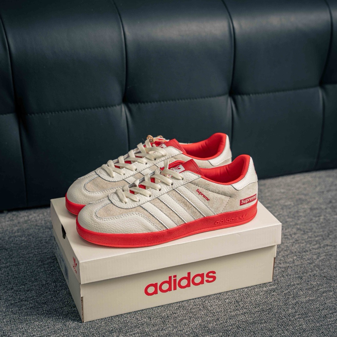 【本当の限定連名です!】Supreme X Adidas Samba OG 🔥25SS