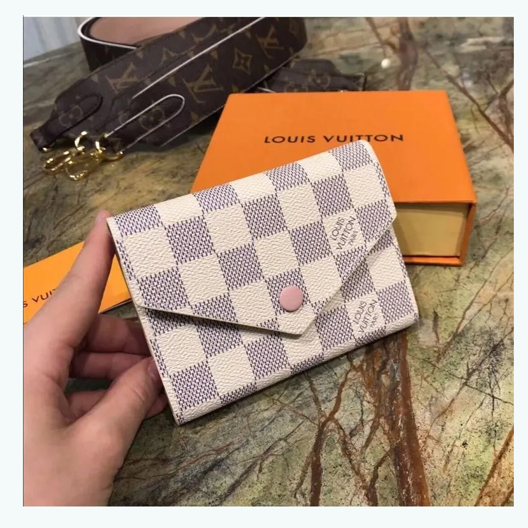 （ルイヴィトン）ポルトフォイユ・ヴィクトリーヌ