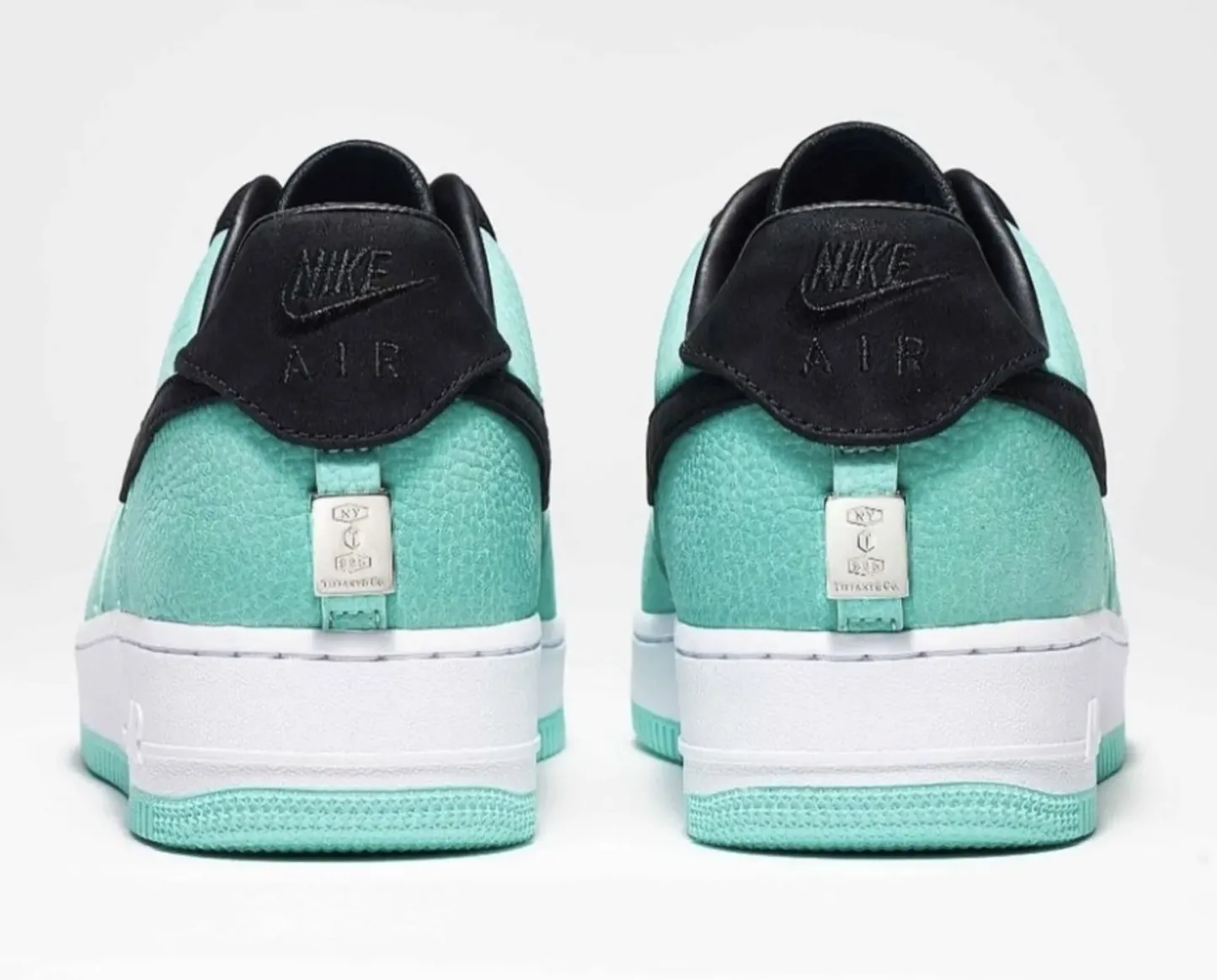 ★NIKE x TIFFANY★送関込★世界中を震撼させた話題のコラボ★