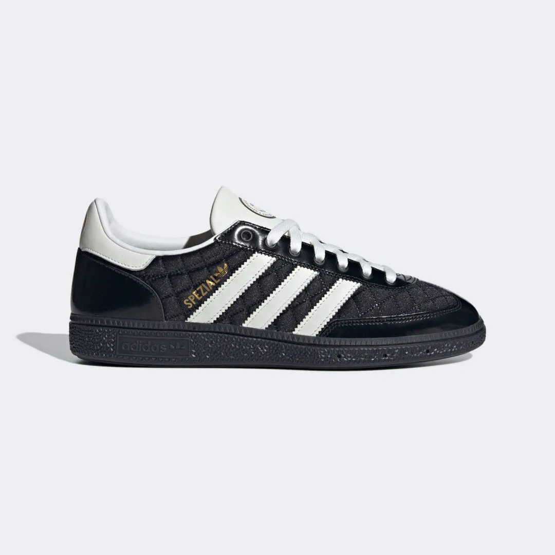 2024年 発売】adidas Originals HANDBALL SPEZIAL “BLUE TRIO/Black” (アディダス オリジナルス ハンドボール スペツィアル “ブルートリオ/ブラック”) [JP5669]
