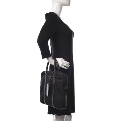 6万取引突破★UPS速達便！【PRADA】ブリーフケース_2VE368 2FMO