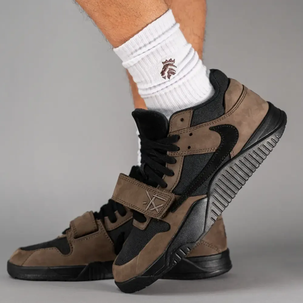 🔥【2024年 11/16 発売予定】TRAVIS SCOTT NIKE JORDAN JUMPMAN JACK TR “Dark Mocha/Black”