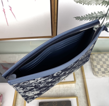 Louis Vuitton（ルイヴィトン）ポシェット クラッチバッグ M80034