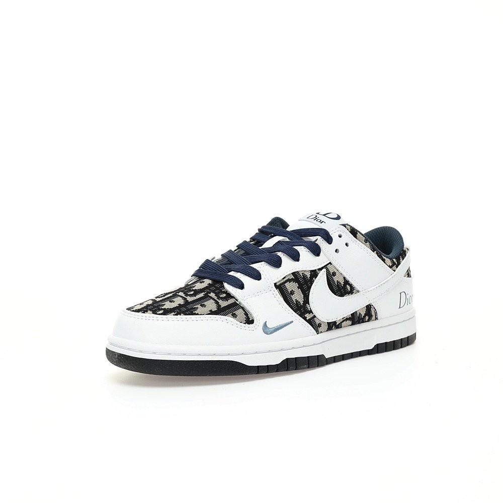 Nike SB Dunk Low x Cristian Dior - black/white