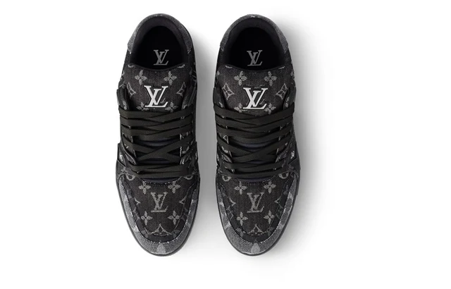 LOUIS VUITTONLV Trainer Sneakers 'Black Grey Denim Monogram'