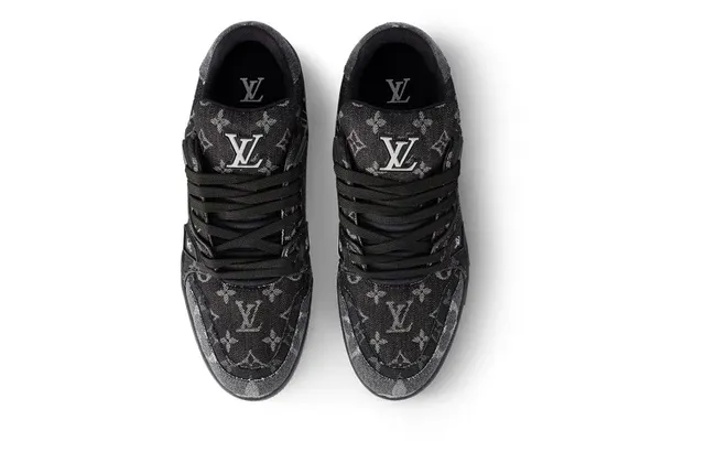 LOUIS VUITTONLV Trainer Sneakers 'Black Grey Denim Monogram'