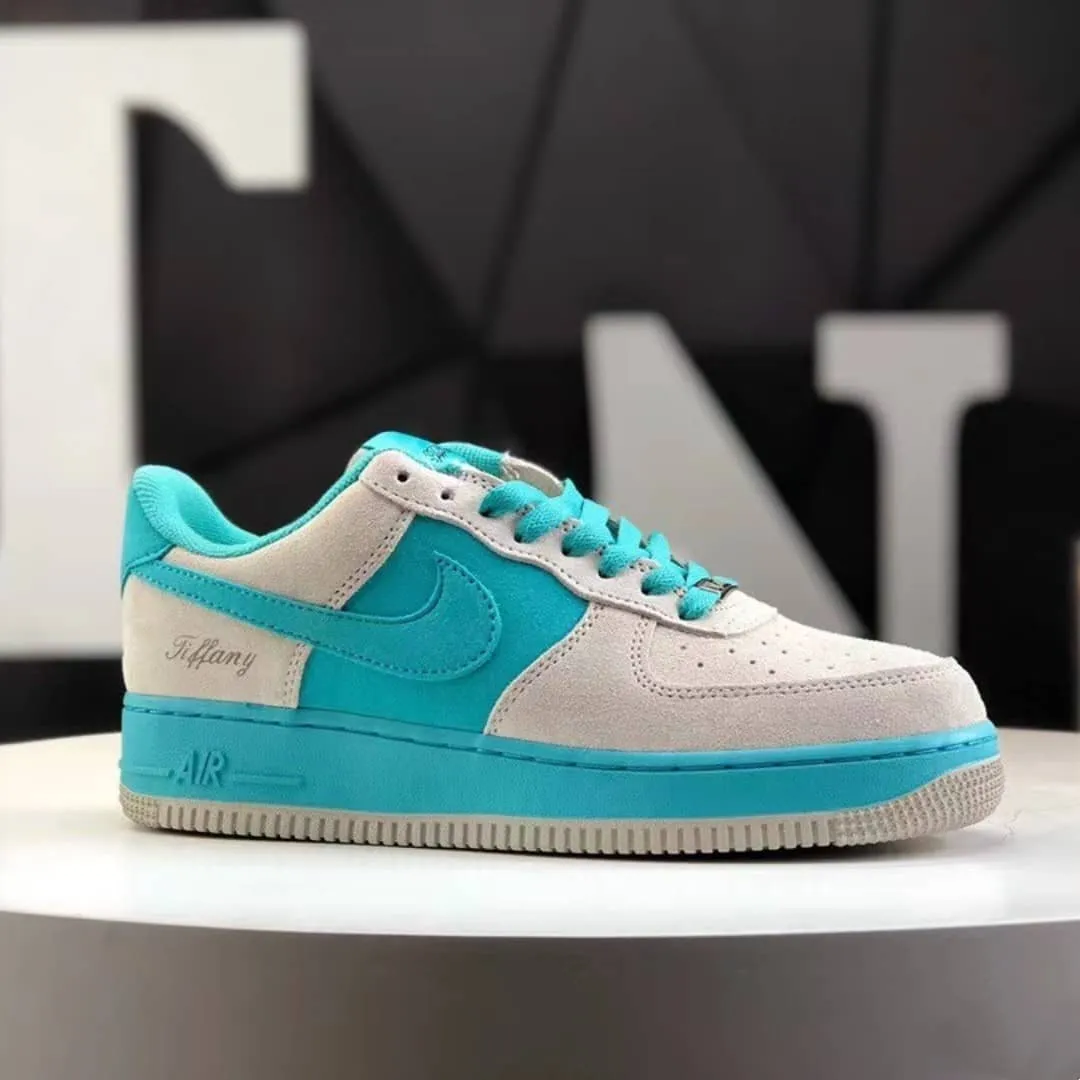 【NIKE X TIFFANY】★日本国内では未発売💓 AIR FORCE 1 LOWが新たなカスタムシューズで再登場★超人気■男女兼用