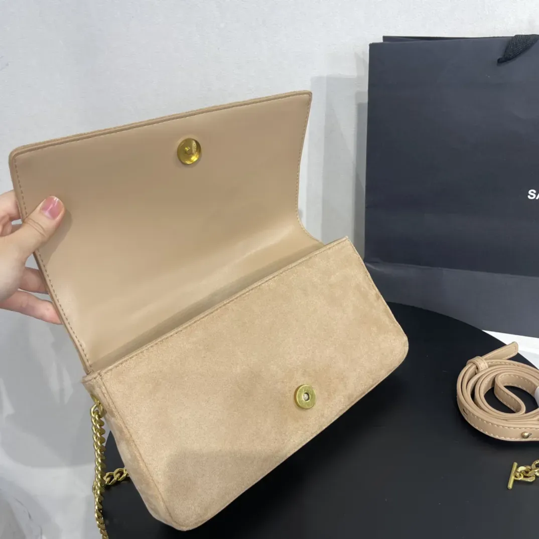 イヴ・サンローラン ブラック スエード モノグラム ミディアム ケイト タッセル バッグ