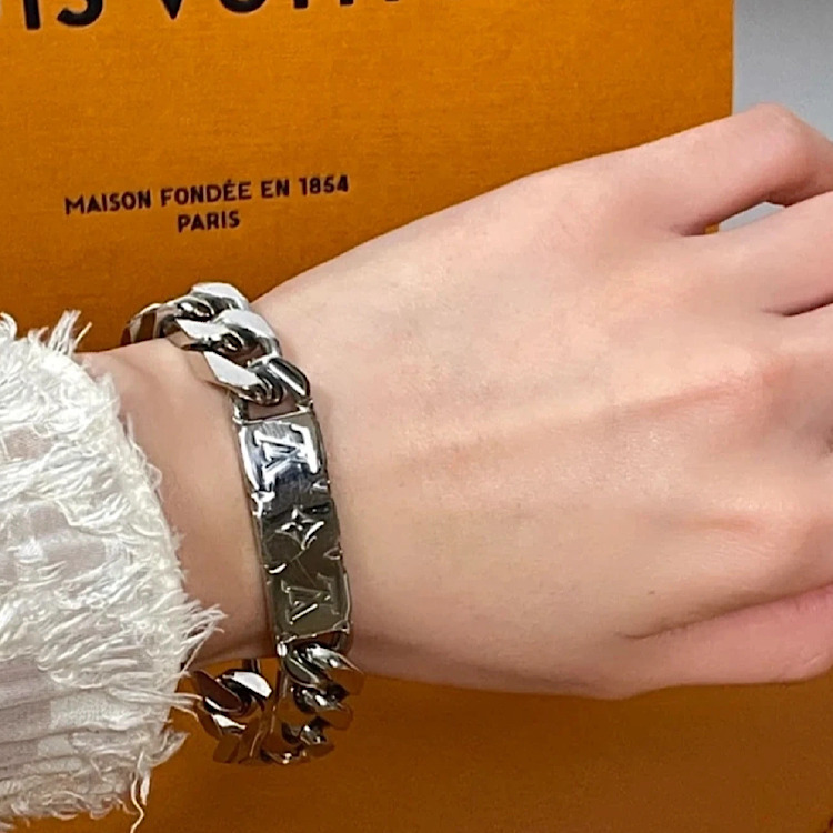 【太めチェーンがインパクト大♪】ルイヴィトン★ブレスレット