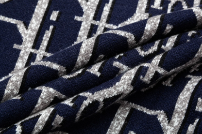 【DIOR 公式旗艦店】ディオール セーター好評に付き再入荷！ 240929