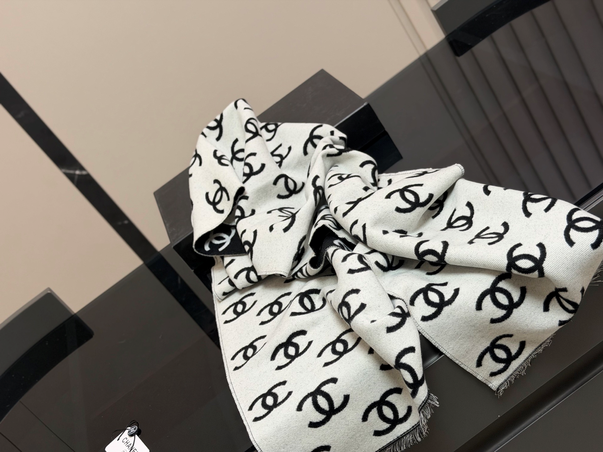 CHANEL  シャネル ウールとカシミヤ素材