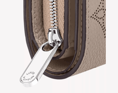 ◆完売必至◆LVルイヴィトンポルトフイユクレアウォレット