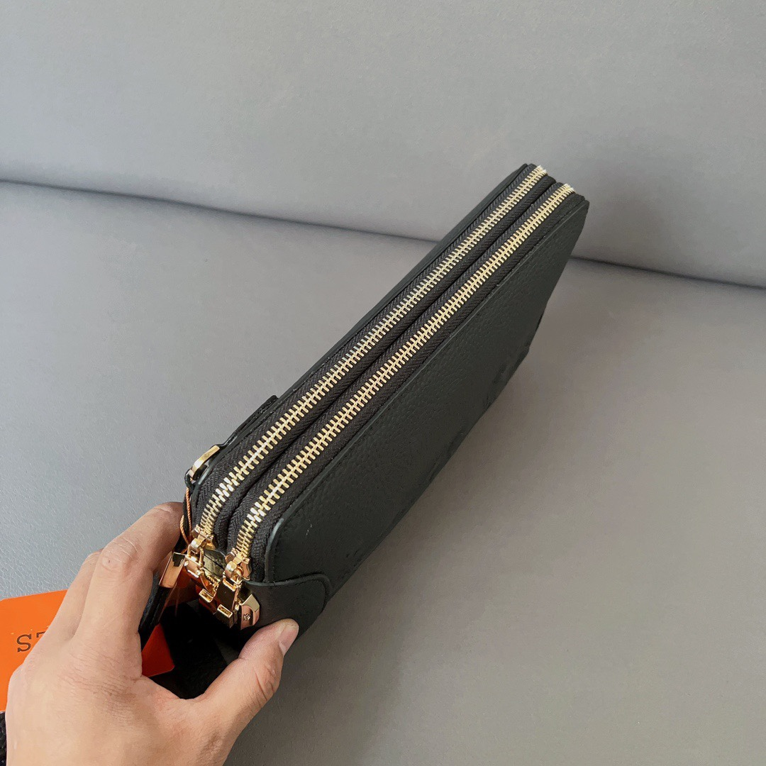 Hermesエルメス・レザークラッチバック