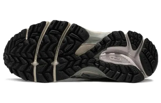 Asics Gel-Kahana 8 'Silver Dark Grey' 1012A978-028