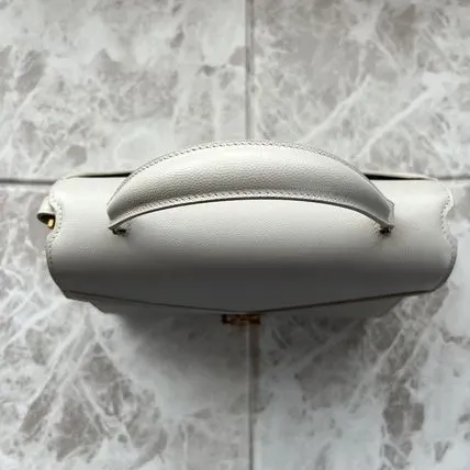 【夏の大セール★】Saint Laurent カサンドラ★Medium