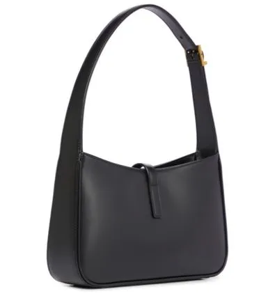 最旬♪SAINT LAURENT Le 5 a 7 ル・サンカセット バッグ