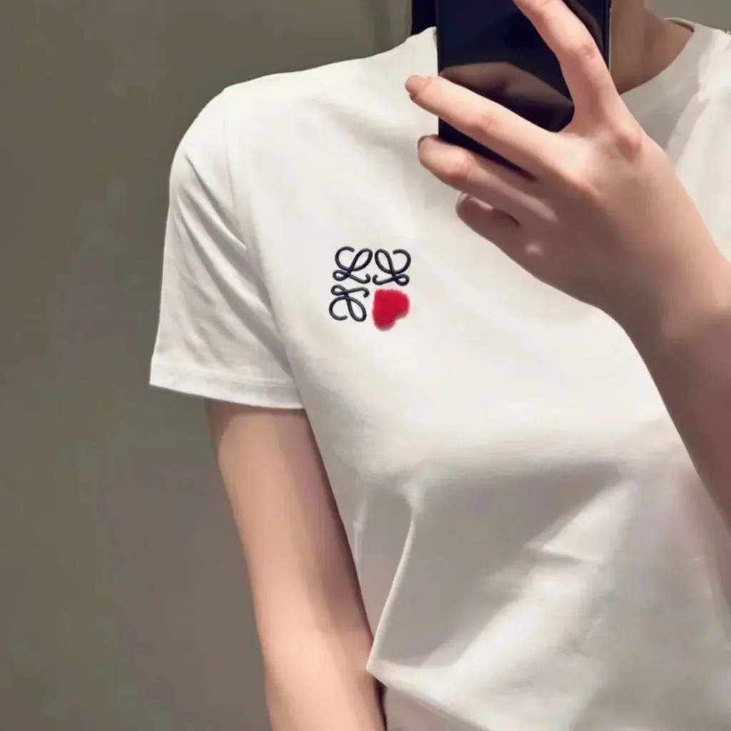 LOEWE【S-4XL】春夏らしい シンプルだからたくさん着まわせる 半袖 Tシャツ