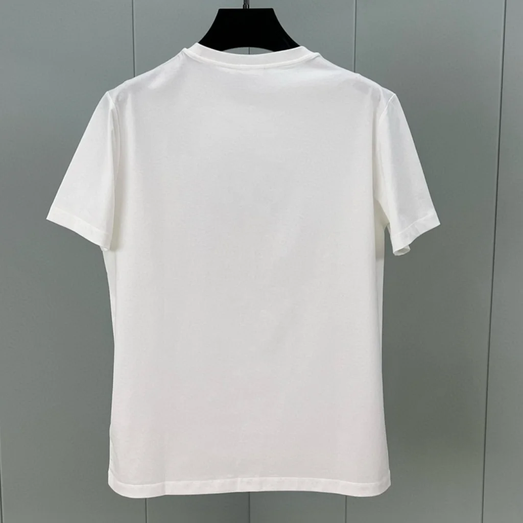 LOEWE『S-4XL』トレンド最先端 シーズン必須アイテム コーディネートの主役 アウトドア クラシック Ｔシャツ