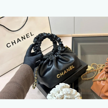 𝘝𝘪𝘯𝘵𝘢𝘨𝘦 Chanel  ★(大人気で即完売)入手困難チェーン