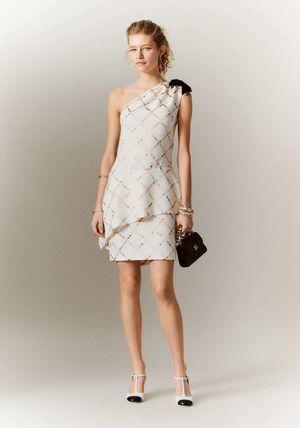 【Chanel】新作AW＼CHANEL／ラム_CCロゴ_マトラッセ_黒_チェーンショルダー