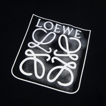 LOEWE『XS-L』話題沸騰中 安定感抜群 新品 キレカジ 刺繍 無地 2色 ゆったり Ｔシャツ