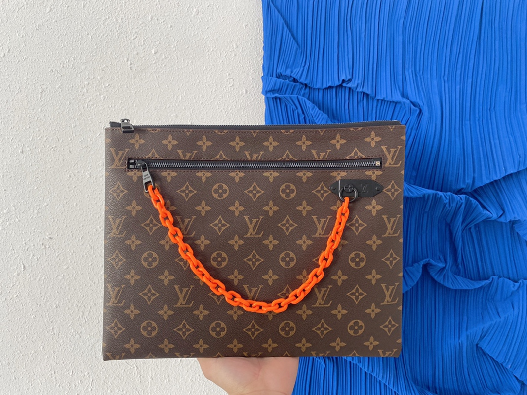 Louis Vuitton　ポシェット★ルイヴィトン