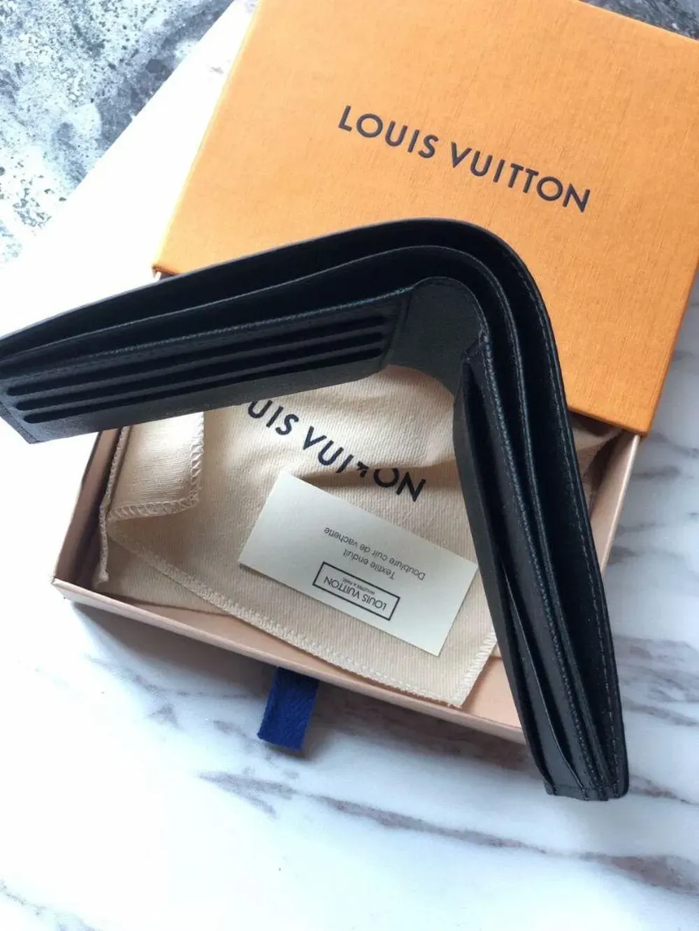 すぐ届く ルイヴィトン モノグラム 折り畳み 財布 M60895 M61695