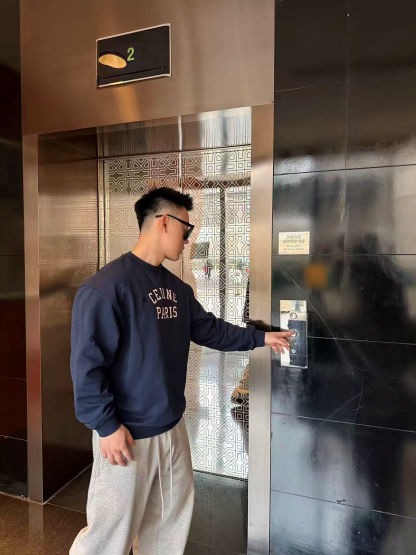 26SS CELINE カシミア クルーネック スウェット