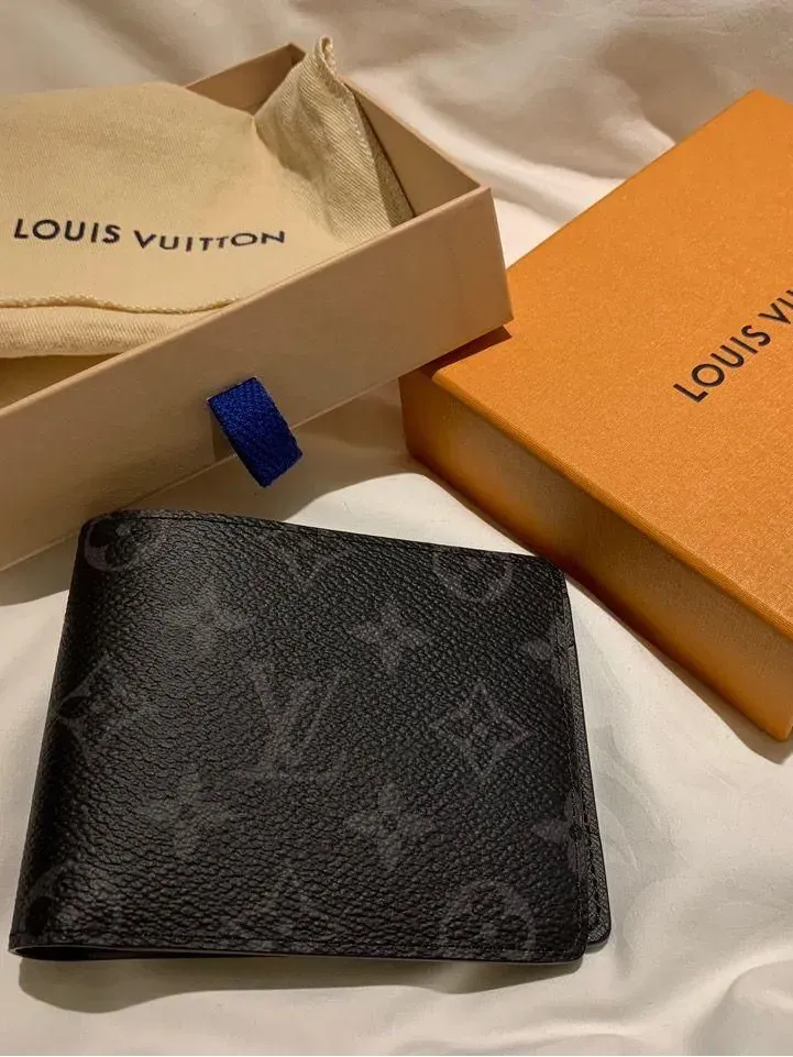 すぐ届く ルイヴィトン モノグラム 折り畳み 財布 M60895 M61695