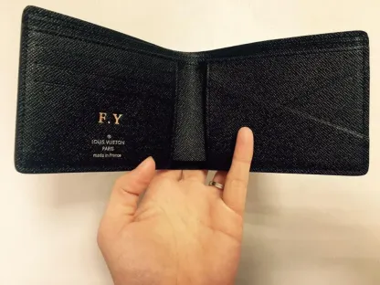 すぐ届く ルイヴィトン モノグラム 折り畳み 財布 M60895 M61695