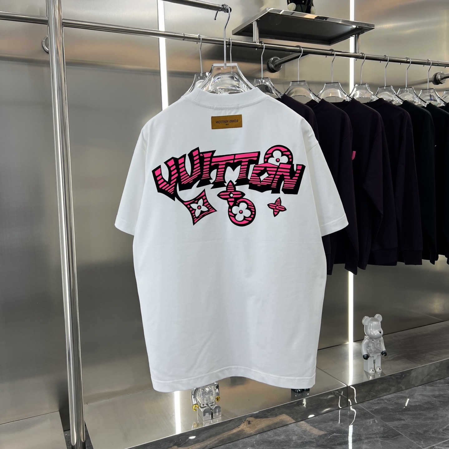 LOUIS VUITTON 2025春夏新作 植毛+立体シリコンサークルカラー半袖Tシャツ ホワイト