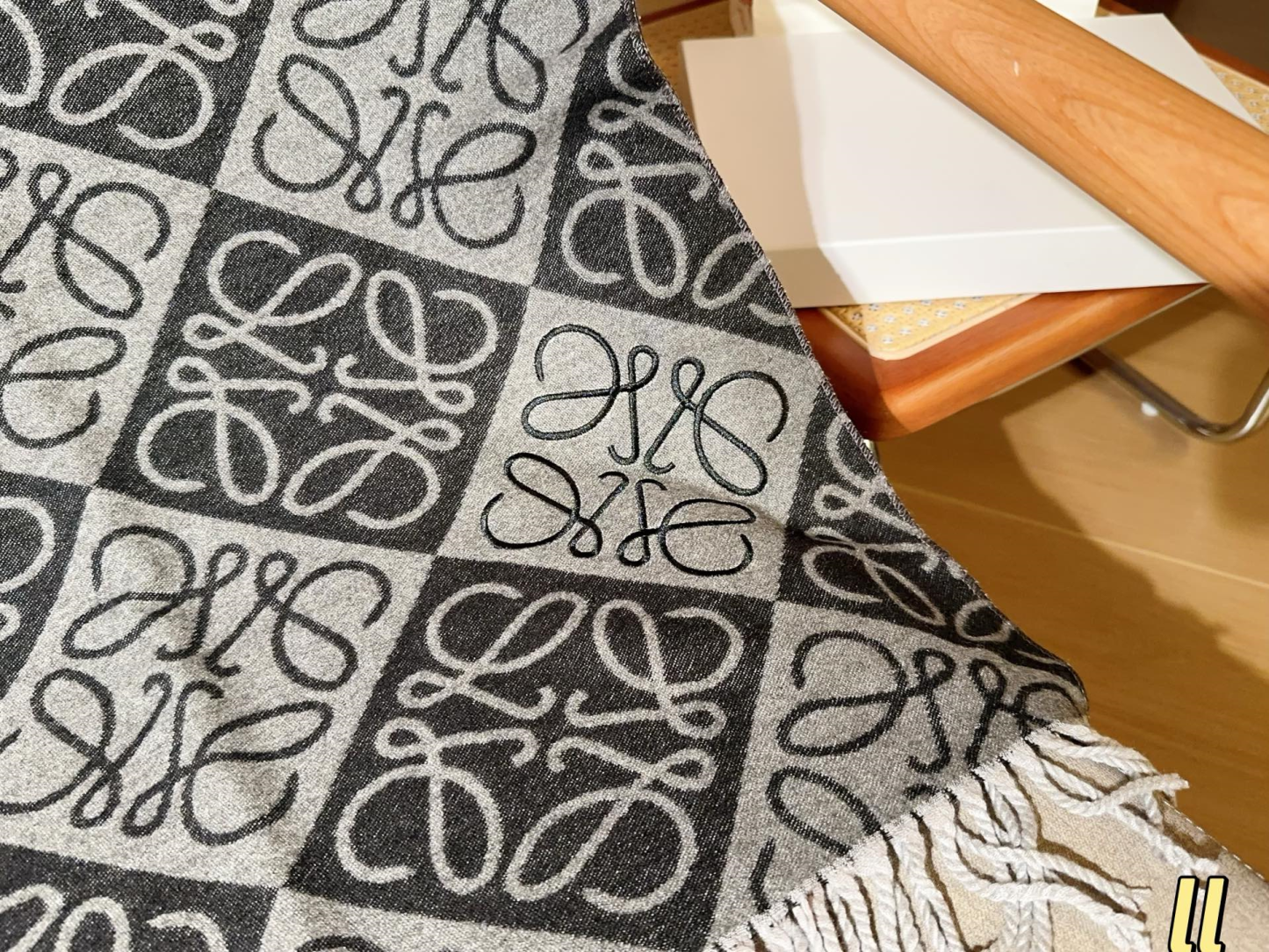 【LOEWE】ロエベ スカーフ ウール&カシミヤ