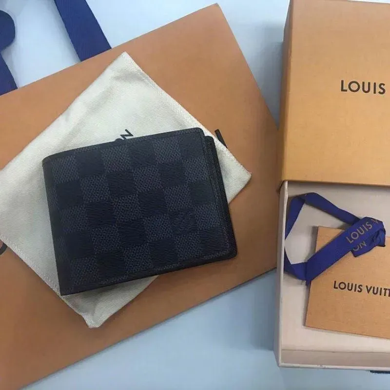 すぐ届く ルイヴィトン モノグラム 折り畳み 財布 M60895 M61695