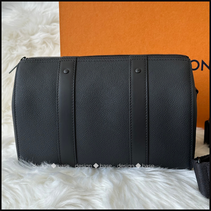 ◆カッコイイ漆黒【 Louis Vuitton 】シティ・キーポル  M59255